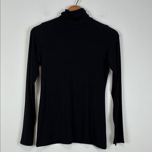 SPANX Women’s Large Black Long Sleeve Turtleneck Top Lightweight Wrist Slit